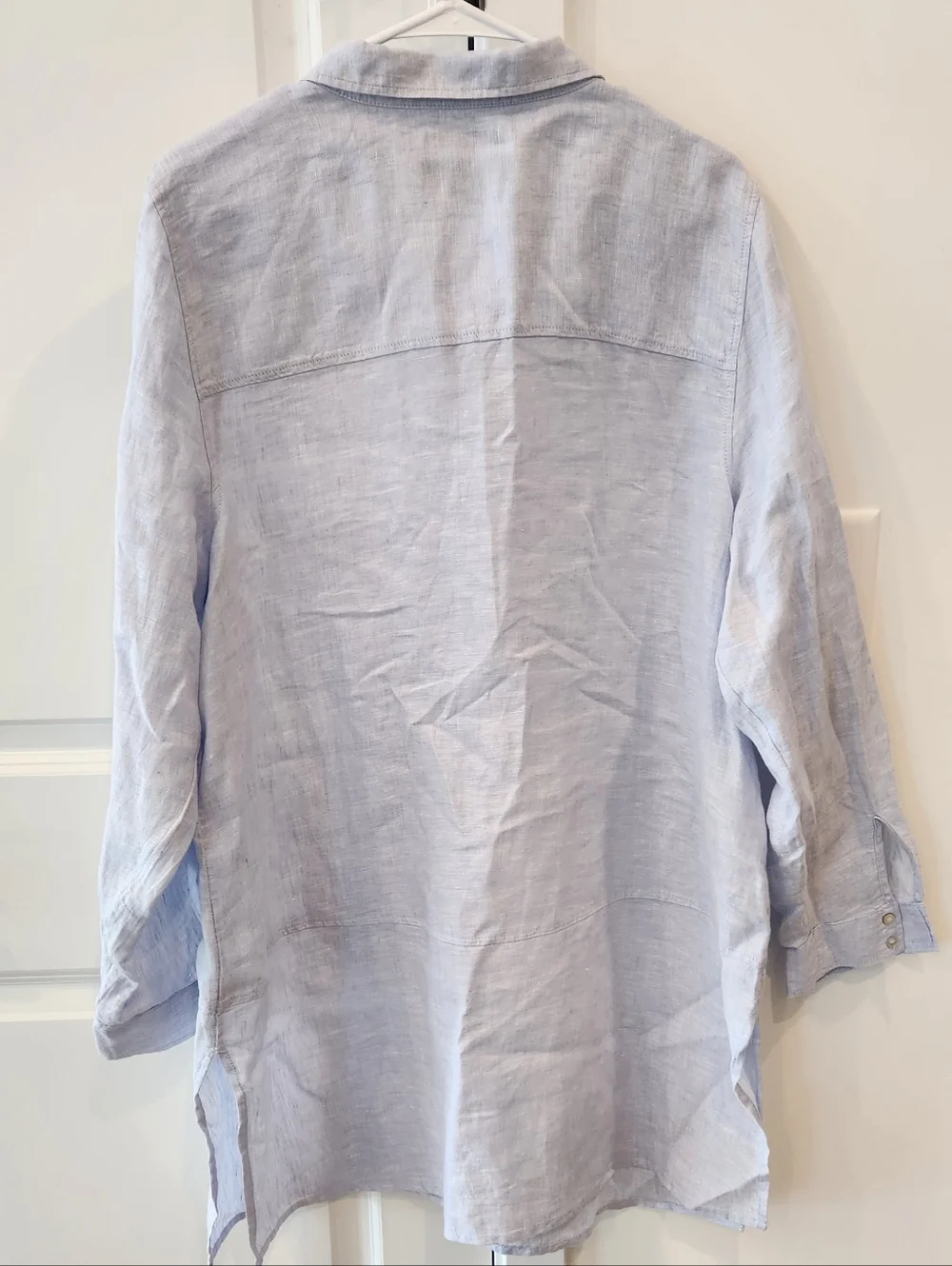 Tahari Pale Blue Linen Button-Front Shirt - Picture 4 of 6